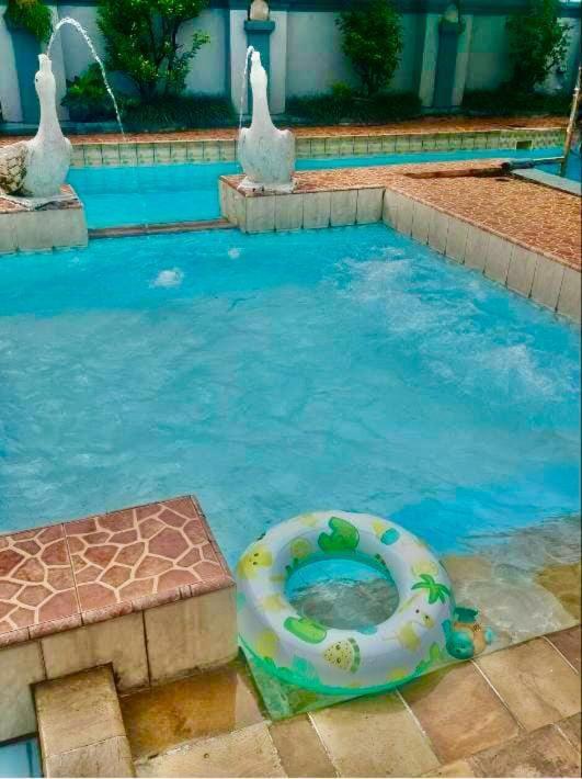 Vila Princess,Sentul 4Bedroom Dan Tenda Camping,Private Pool, Tenis Meja, Mini Billiard, Karaoke, Ayunan,Bbq, 08Satu3 80Satu6 4Satu5Satu Bogor Eksteriør bilde