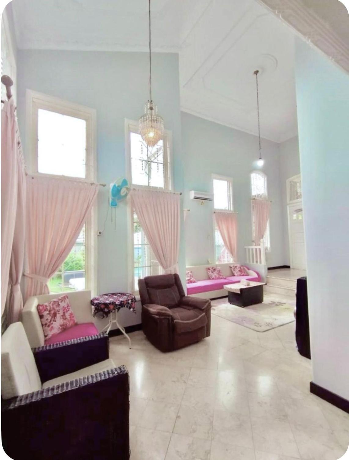 Vila Princess,Sentul 4Bedroom Dan Tenda Camping,Private Pool, Tenis Meja, Mini Billiard, Karaoke, Ayunan,Bbq, 08Satu3 80Satu6 4Satu5Satu Bogor Eksteriør bilde